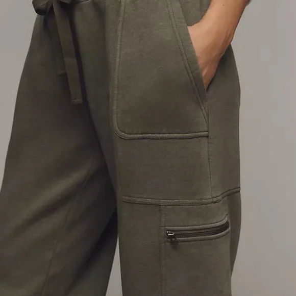 Powder Packed Pants
DAILY PRACTICE BY ANTHROPOLOGIE 
NWT
Color- Green - Picture 6 of 7